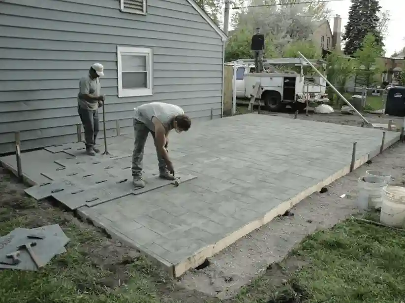 putting concrete slabs
