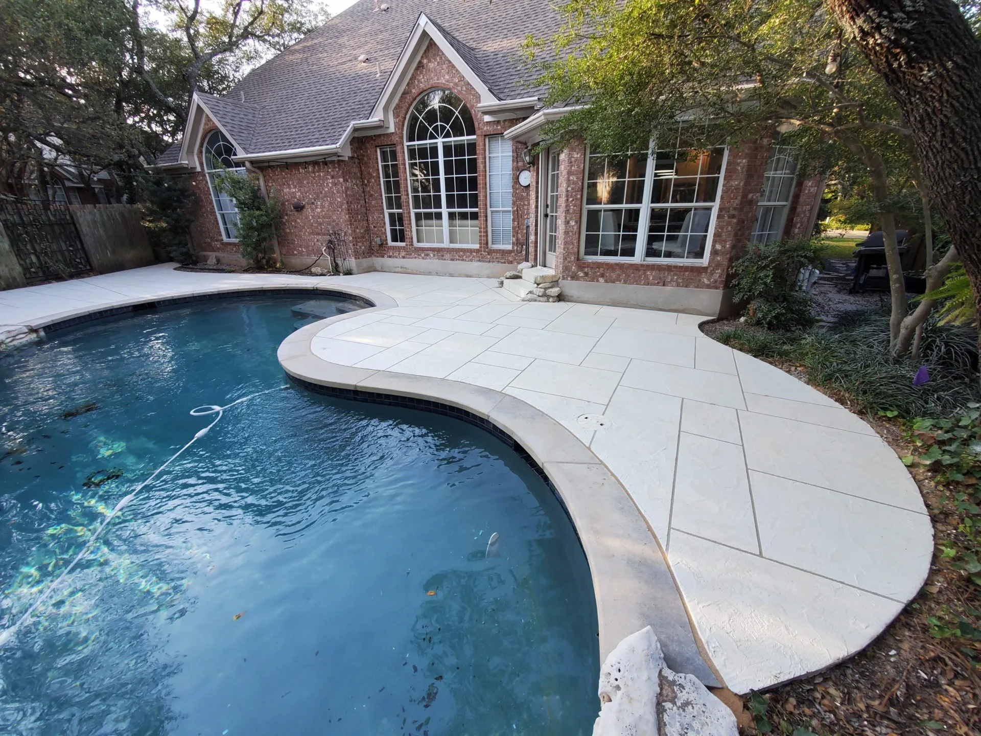 pool-deck_11zon.webp